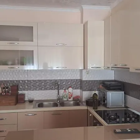 Oli Apartment *